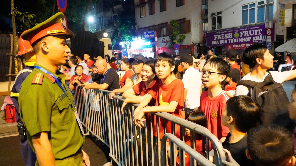 An ninh thắt chặt trước giờ tập kết các khối diễu binh