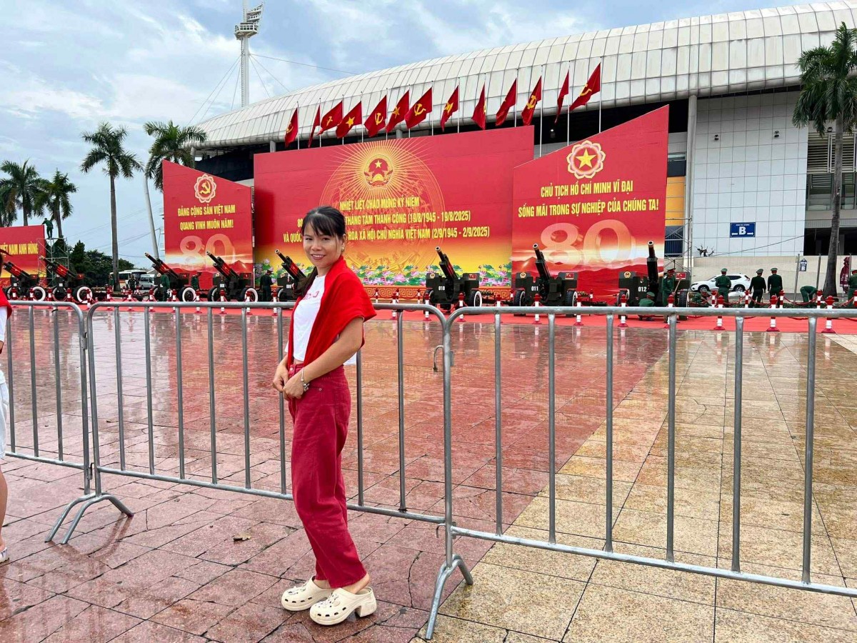 Sân vận động Mỹ Đình rộn ràng tiếng pháo lễ ngày tổng duyệt