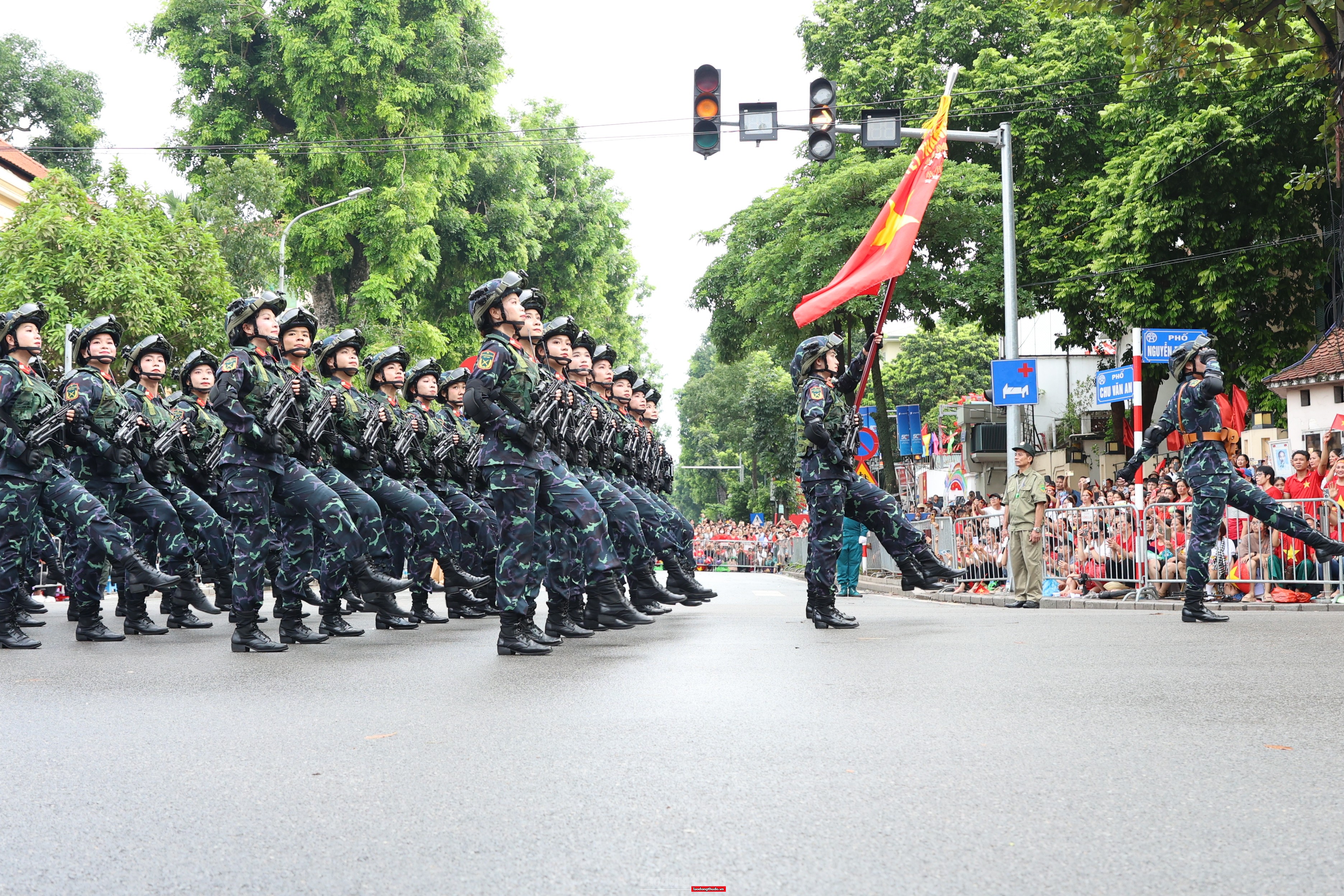 Ấn tượng hình ảnh các khối tham gia diễu binh, diễu hành A80