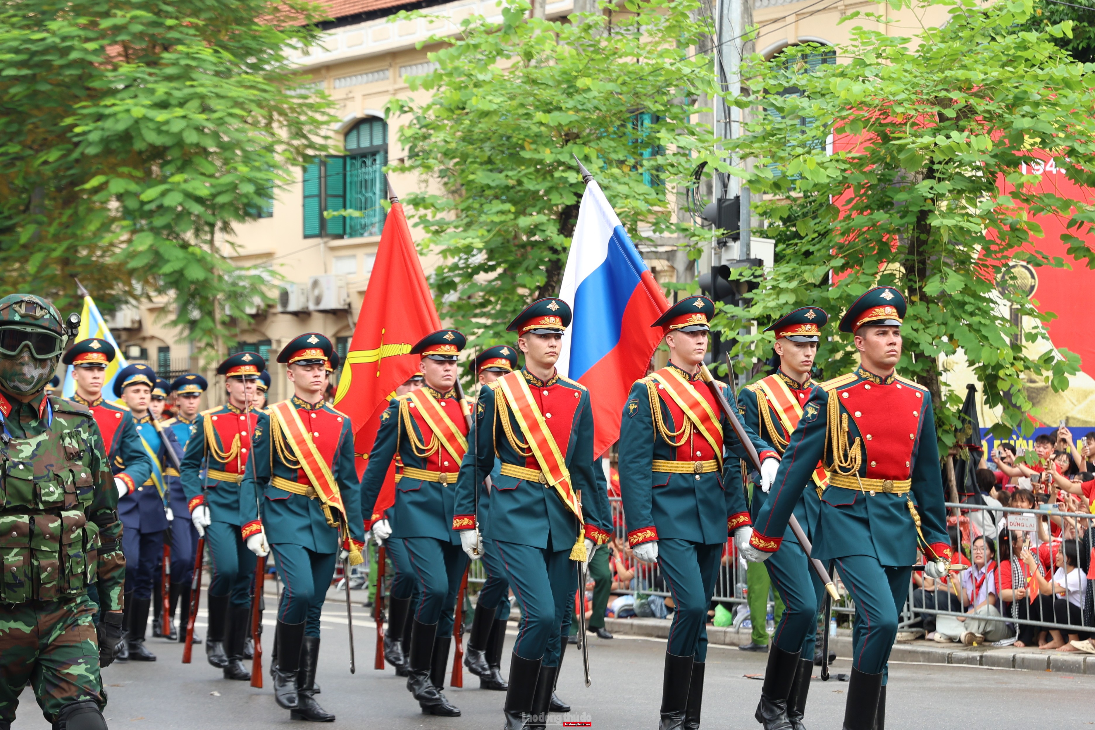 Ấn tượng hình ảnh các khối tham gia diễu binh, diễu hành A80