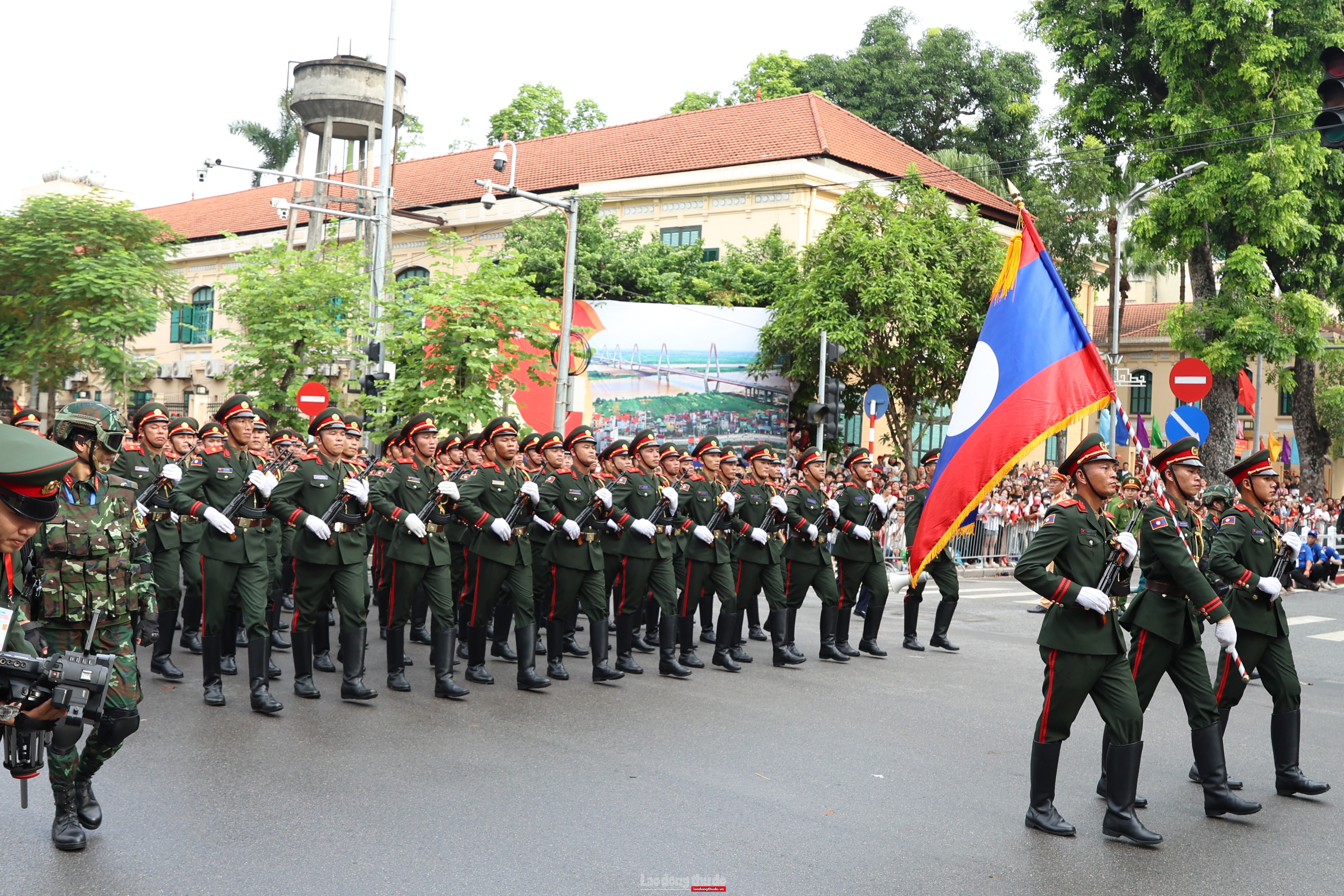 Ấn tượng hình ảnh các khối tham gia diễu binh, diễu hành A80