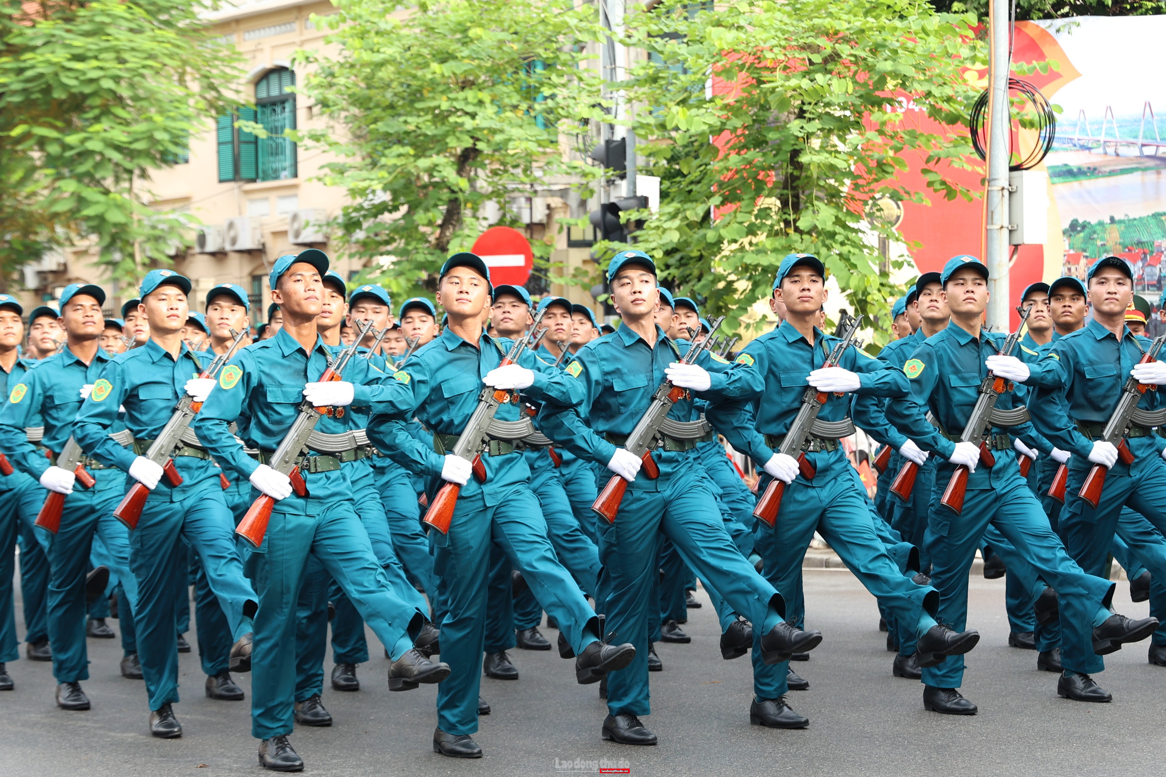 Ấn tượng hình ảnh các khối tham gia diễu binh, diễu hành A80