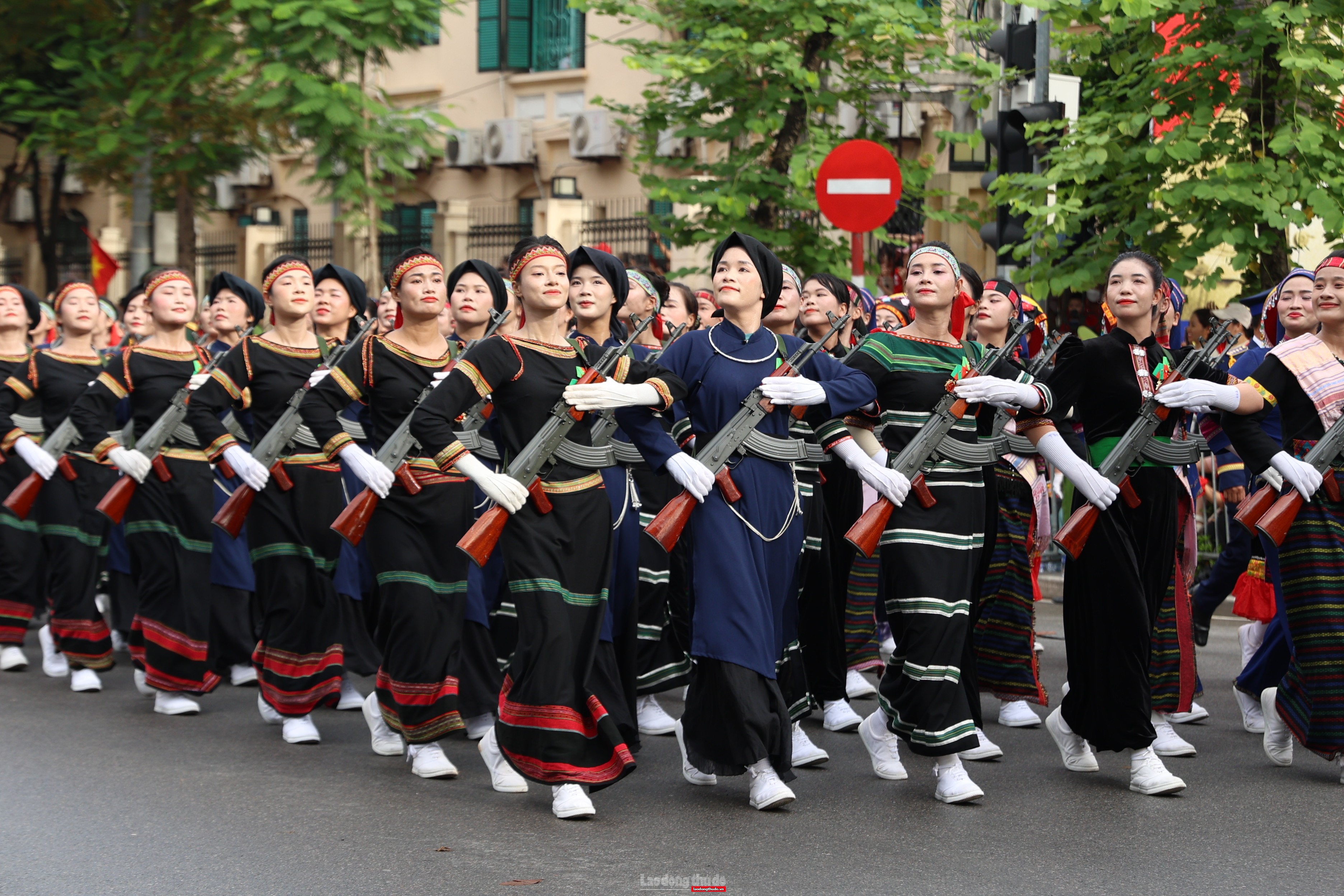 Ấn tượng hình ảnh các khối tham gia diễu binh, diễu hành A80