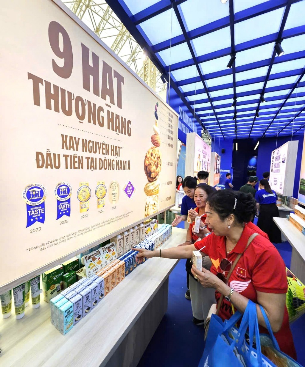 Vinamilk tạo điểm nhấn tại Triển lãm thành tựu đất nước 80 năm