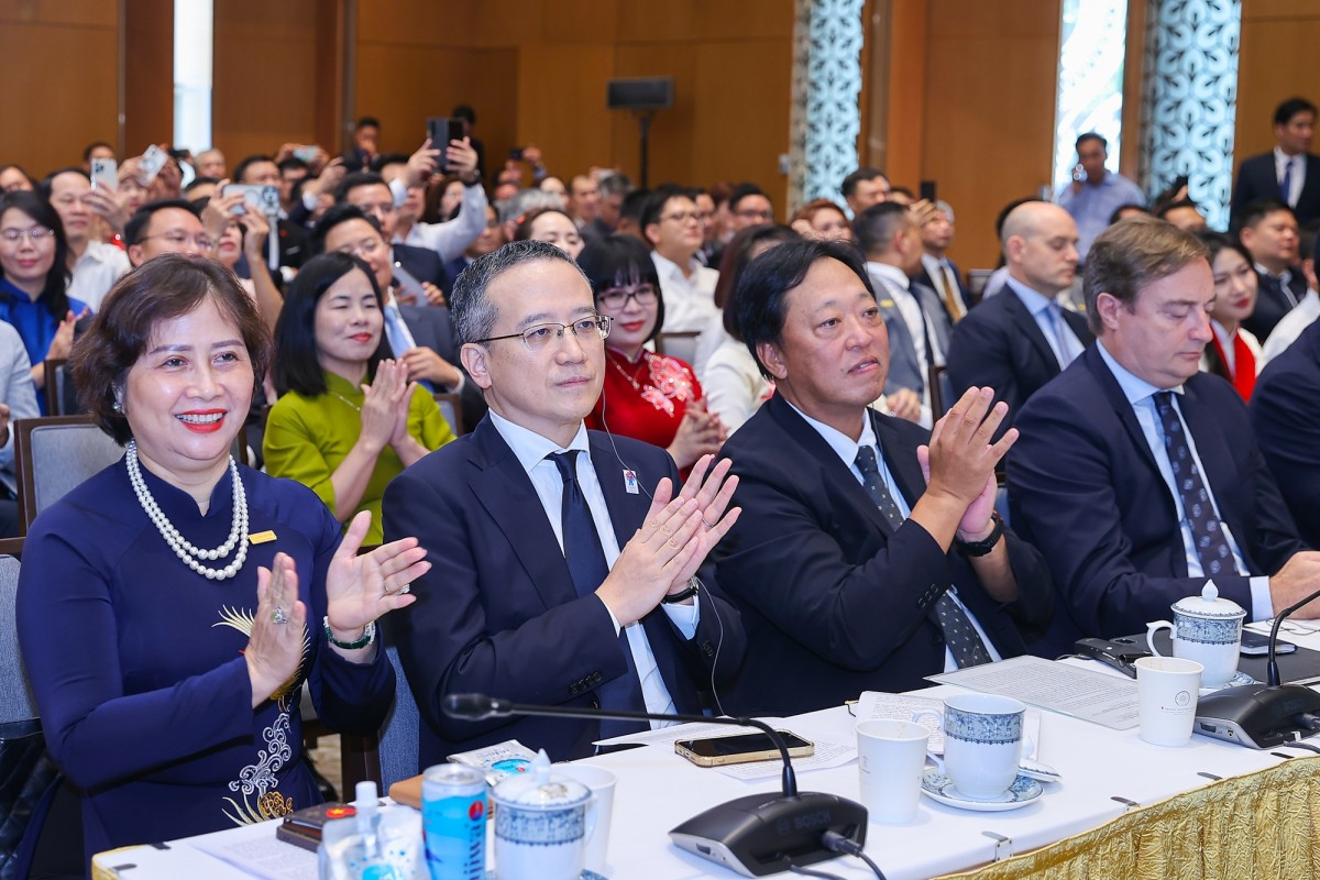 Thủ tướng gửi 3 thông điệp quan trọng đến cộng đồng doanh nghiệp