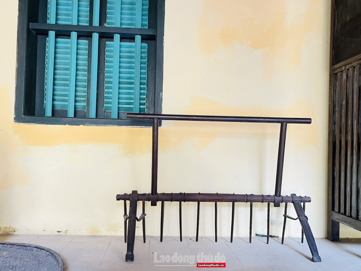 Thăm ngôi nhà cổ, nơi Bác Hồ viết “Lời kêu gọi toàn quốc kháng chiến” Thăm ngôi nhà cổ, nơi Bác Hồ viết “Lời kêu gọi toàn quốc kháng chiến”