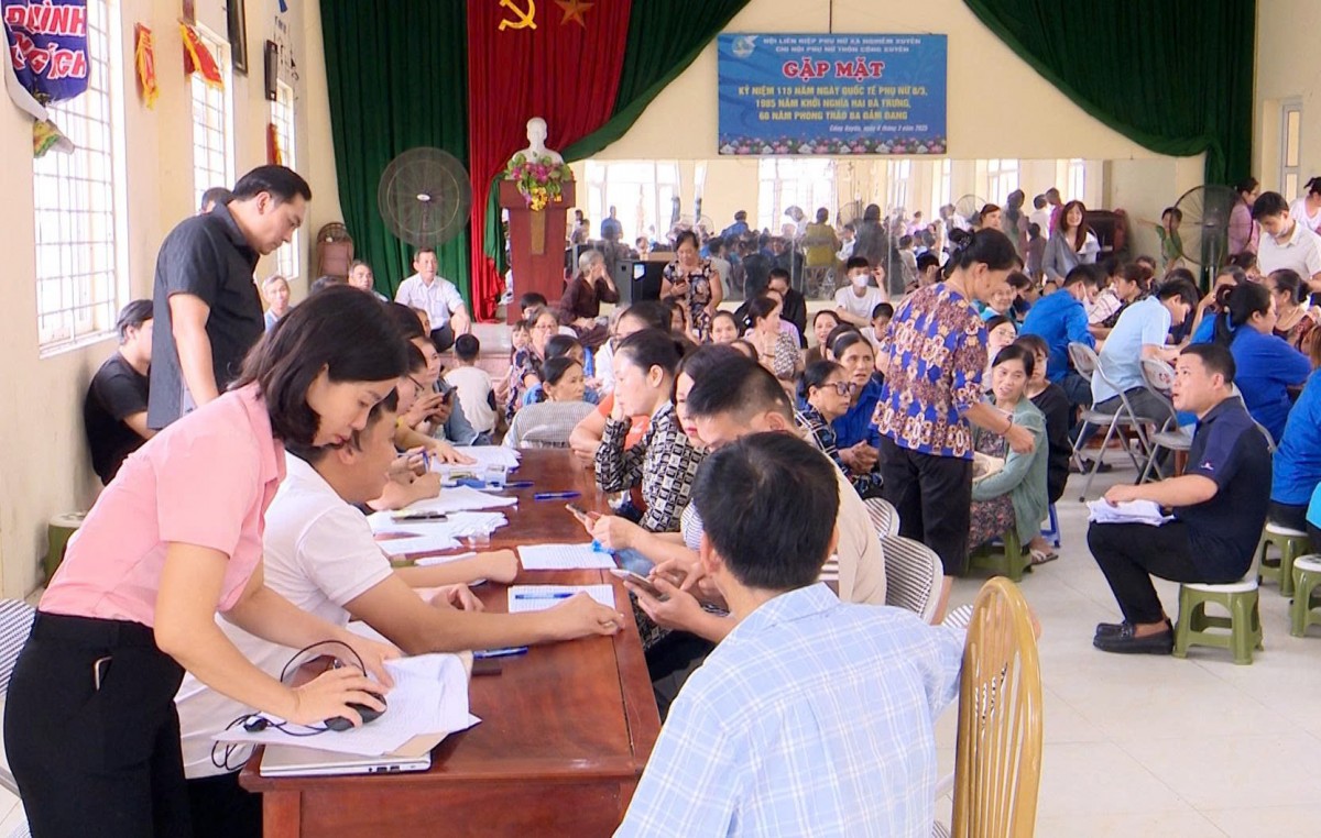 Xã Thượng Phúc chi trả hơn 4 tỉ đồng quà của Nhà nước đến nhân dân dịp Quốc khánh 2/9