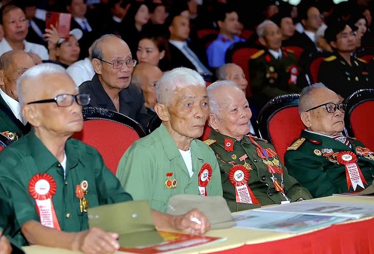 Đề xuất điều chỉnh mức trợ cấp hàng tháng với thanh niên xung phong