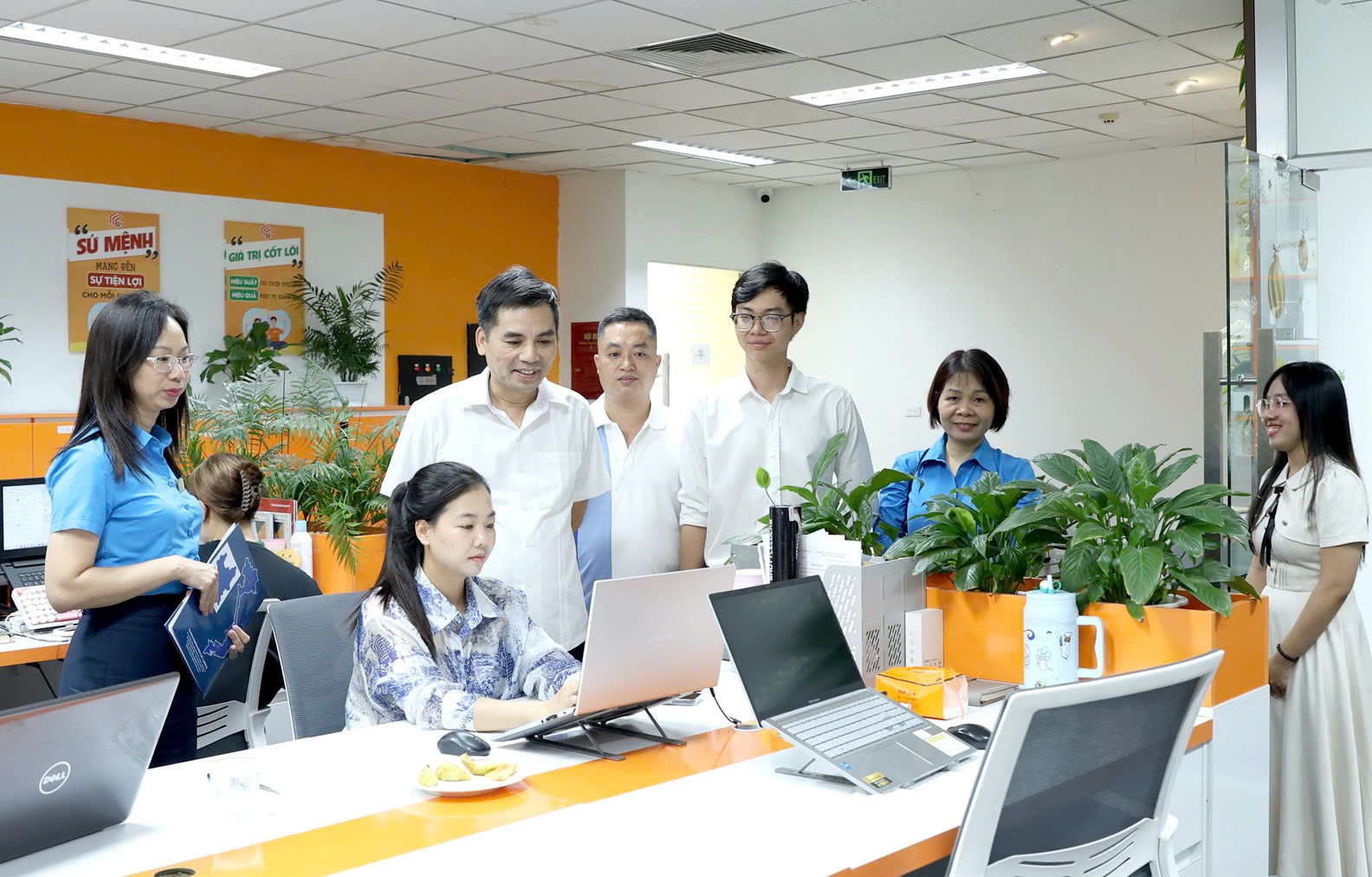 Tổ chức Công đoàn: Tự hào cùng dân tộc viết những trang sử hào hùng