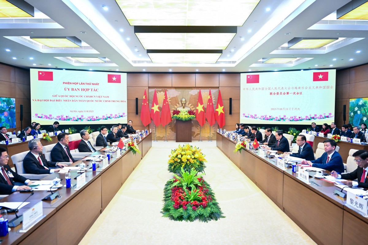 Phiên họp đầu tiên của Ủy ban hợp tác liên nghị viện Việt Nam - Trung Quốc