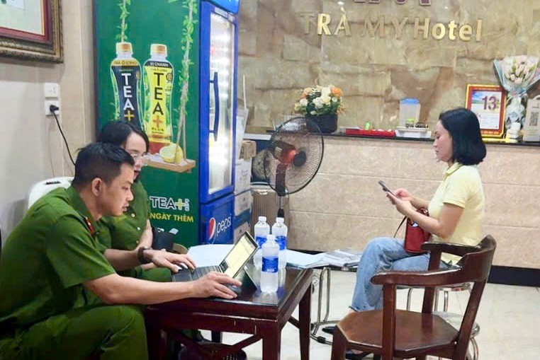 Công an Thủ đô quyết tâm bảo vệ thành công Lễ kỷ niệm 80 năm Cách mạng Tháng Tám và Quốc khánh 2/9 Công an Thủ đô quyết tâm bảo vệ thành công Lễ kỷ niệm 80 năm Cách mạng tháng Tám và Quốc khánh 2/9