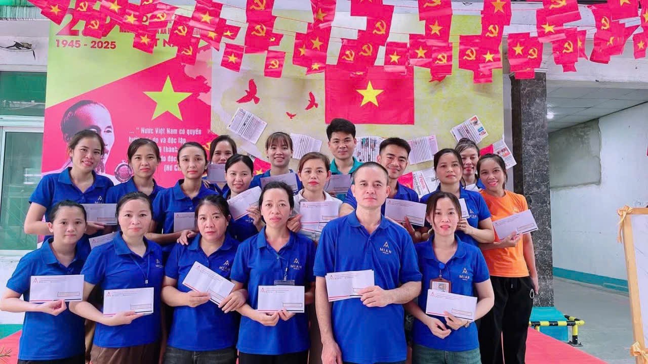 Hào khí Tết Độc lập thổi bùng ngọn lửa tự hào dân tộc trong công nhân lao động