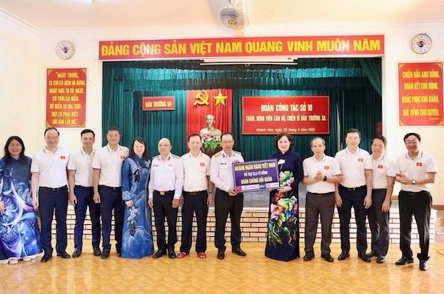 “Hình Bác giữa Trường Sa”: Bản hùng ca giữa biển trời Tổ quốc