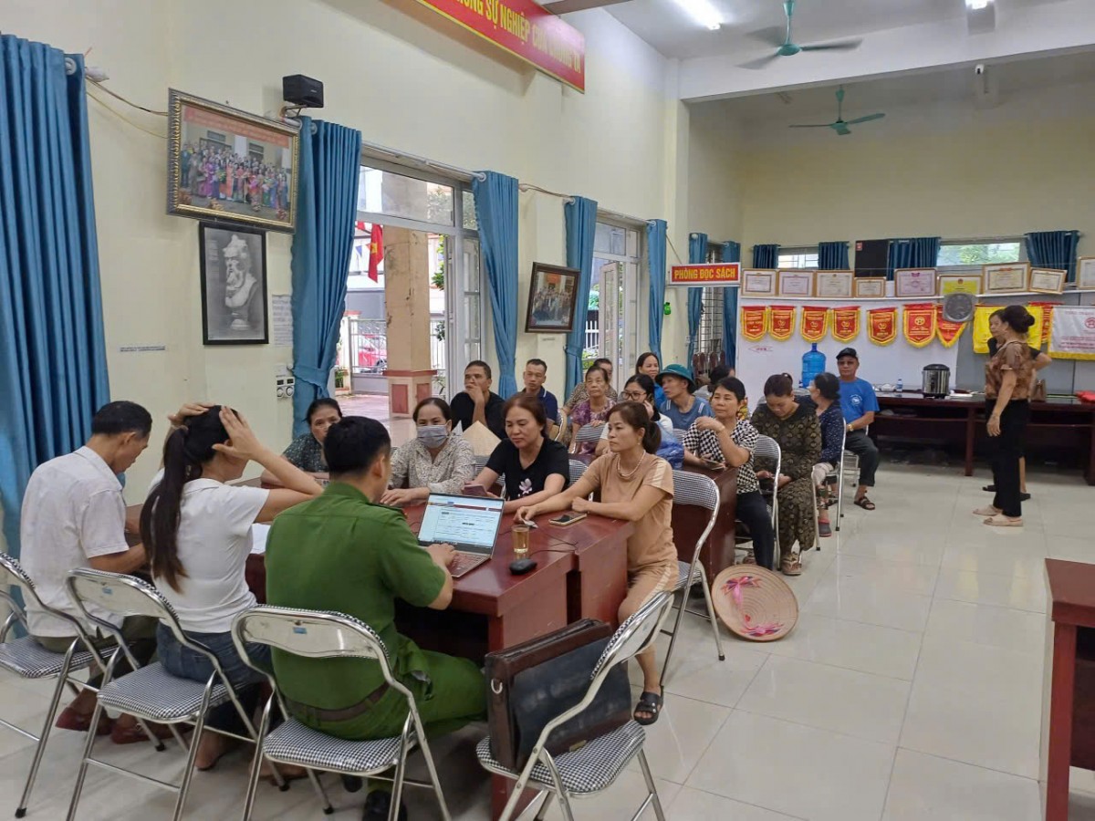 Vân Đình triển khai tặng quà Tết độc lập cho hơn 60.000 người dân