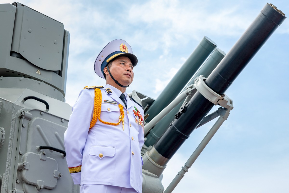 Hình ảnh diễu binh các lực lượng vũ trang trên biển