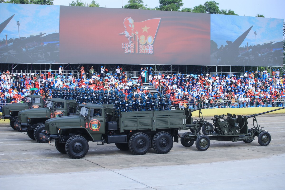 Hào hùng Lễ diễu binh, diễu hành kỷ niệm 80 năm Quốc khánh