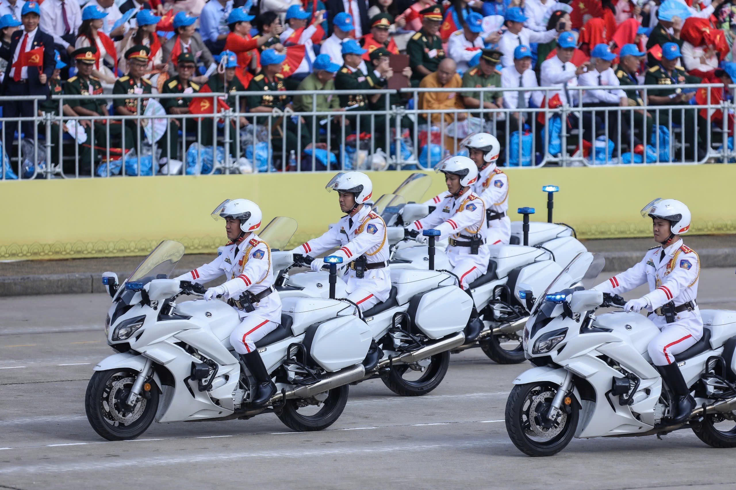 Hào hùng Lễ diễu binh, diễu hành kỷ niệm 80 năm Quốc khánh