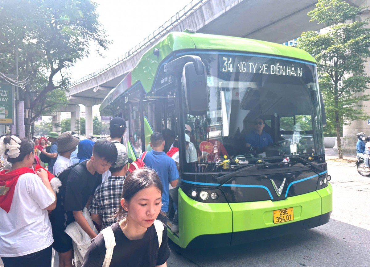 Hà Nội triển khai hiệu quả hoạt động vận tải hành khách công cộng phục vụ Quốc khánh