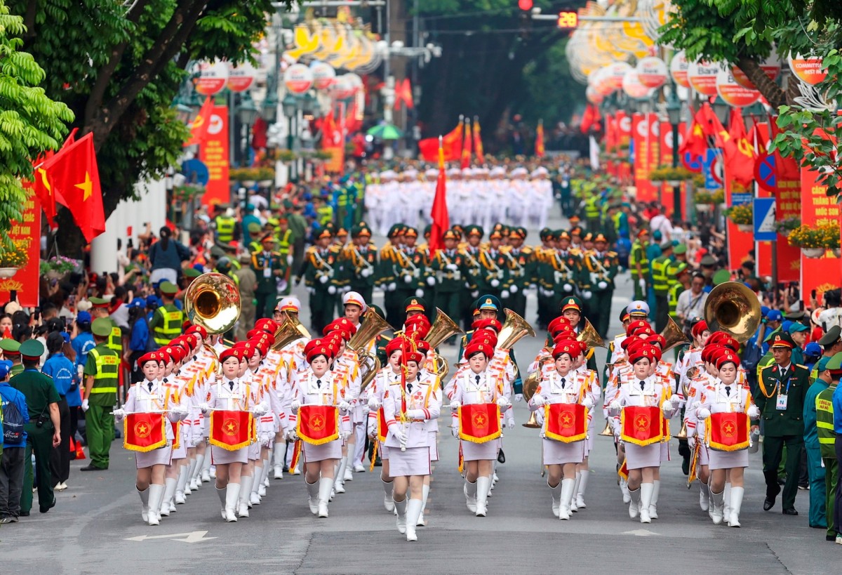 Tinh thần dân tộc, phẩm giá người Hà Nội “sáng bừng” dịp Đại lễ 2/9