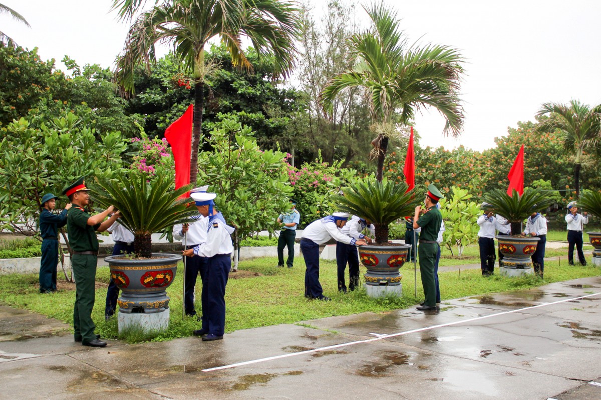 Trường Sa hòa chung không khí rộn ràng mừng Quốc khánh 2/9