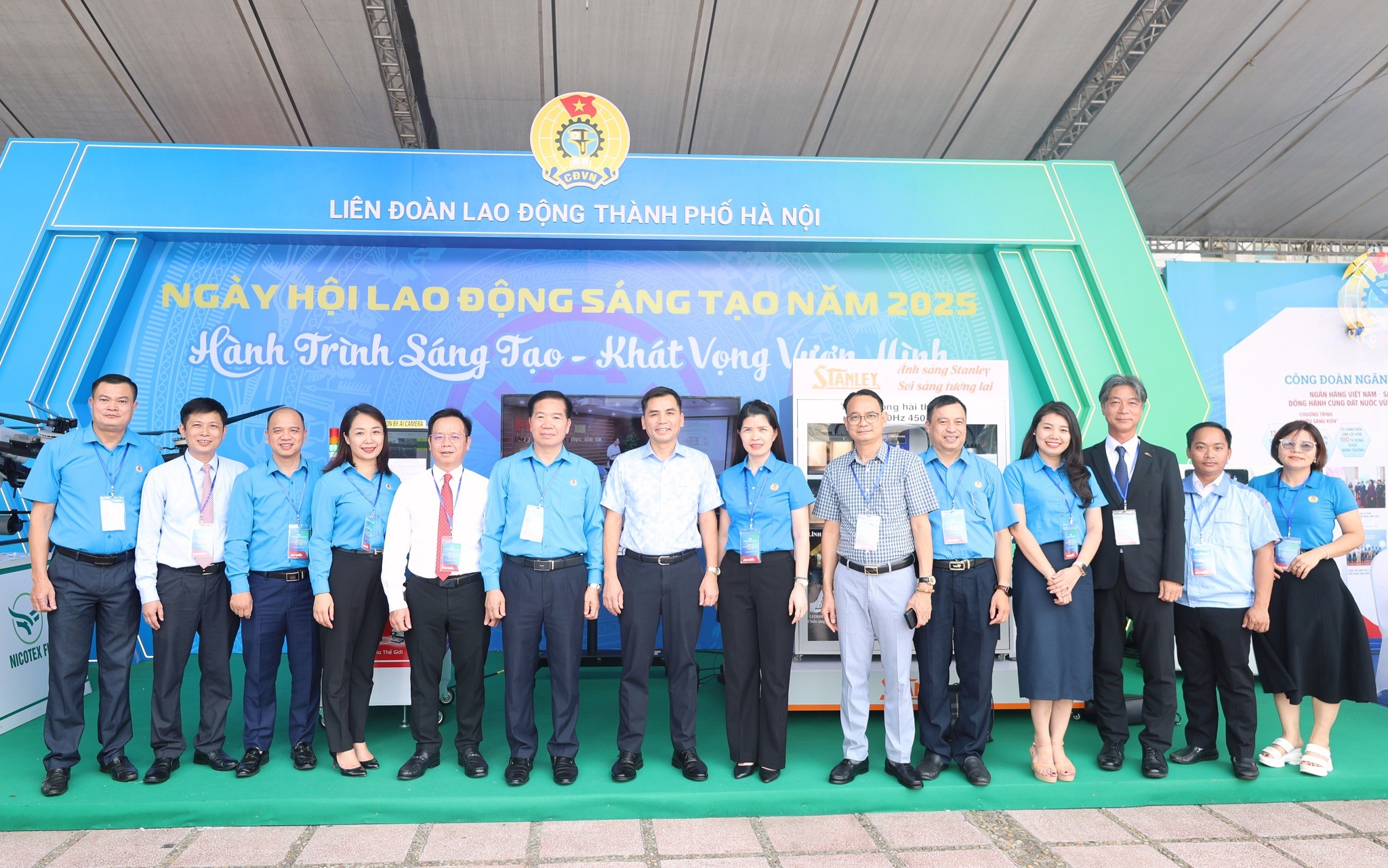 Cán bộ, đoàn viên Công đoàn Thủ đô: Tự hào quá khứ - viết tiếp tương lai Cán bộ, đoàn viên Công đoàn Thủ đô: Tự hào quá khứ - viết tiếp tương lai