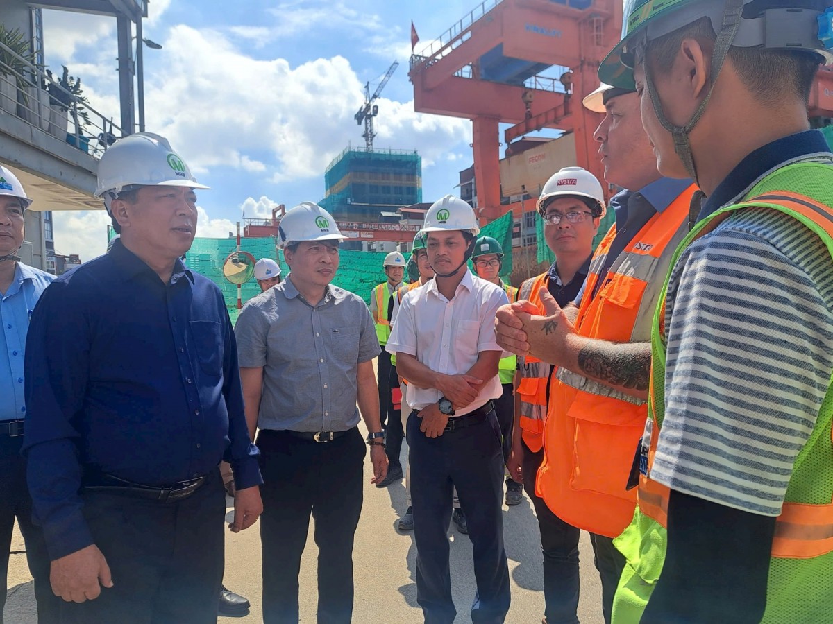 Đẩy nhanh tiến độ tuyến đường sắt Nhổn - ga Hà Nội