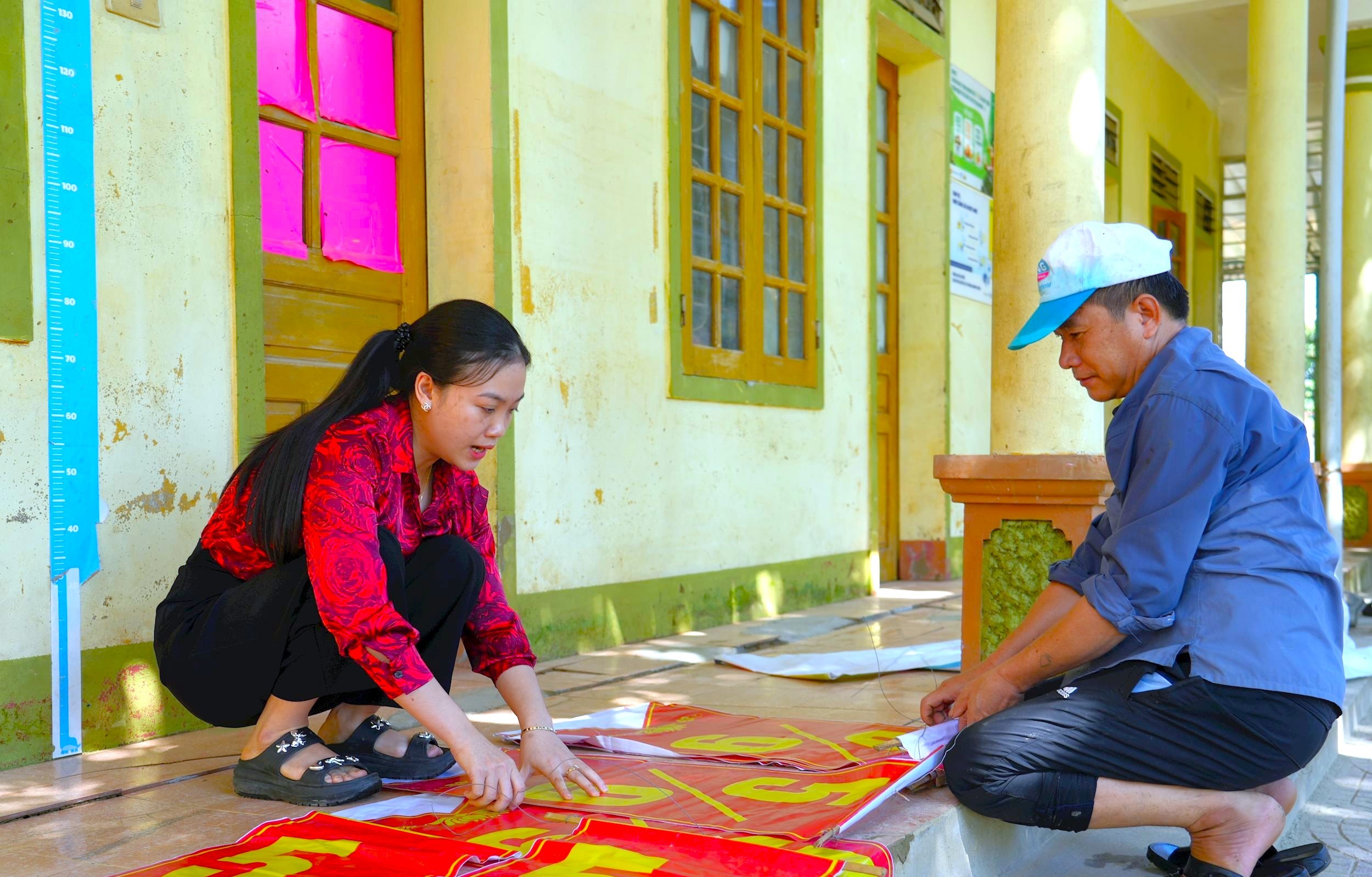 Niềm vui khai giảng có thể chưa trọn vẹn nhưng luôn cố gắng vì học sinh thân yêu Niềm vui khai giảng có thể chưa trọn vẹn nhưng luôn cố gắng vì học sinh thân yêu