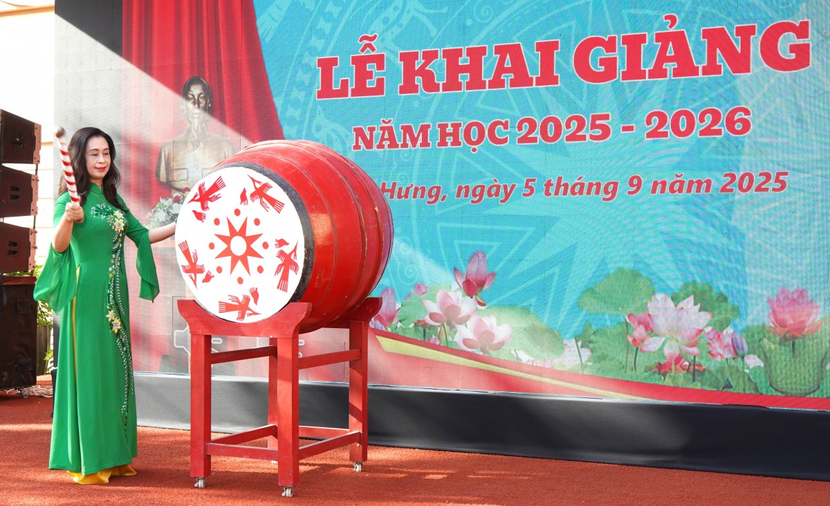 Học sinh Thủ đô rộn ràng đón Lễ khai giảng năm học mới