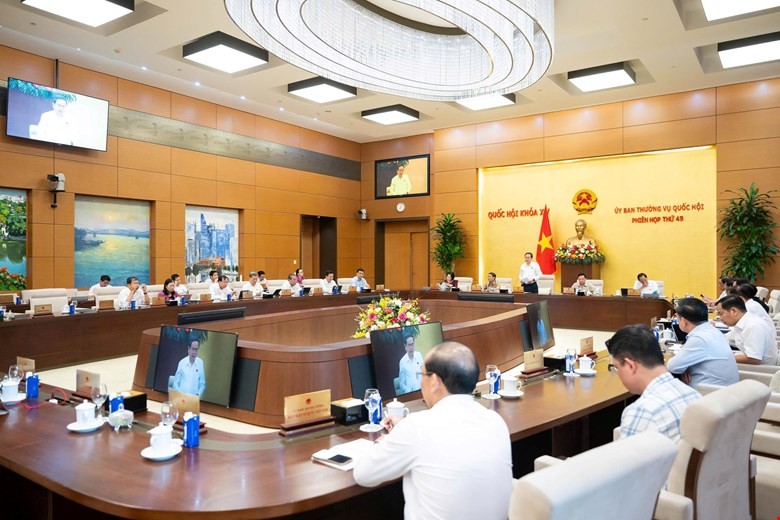 Tại Kỳ họp thứ 10, phải thông qua được Luật Đất đai (sửa đổi) và Luật Quy hoạch (sửa đổi)