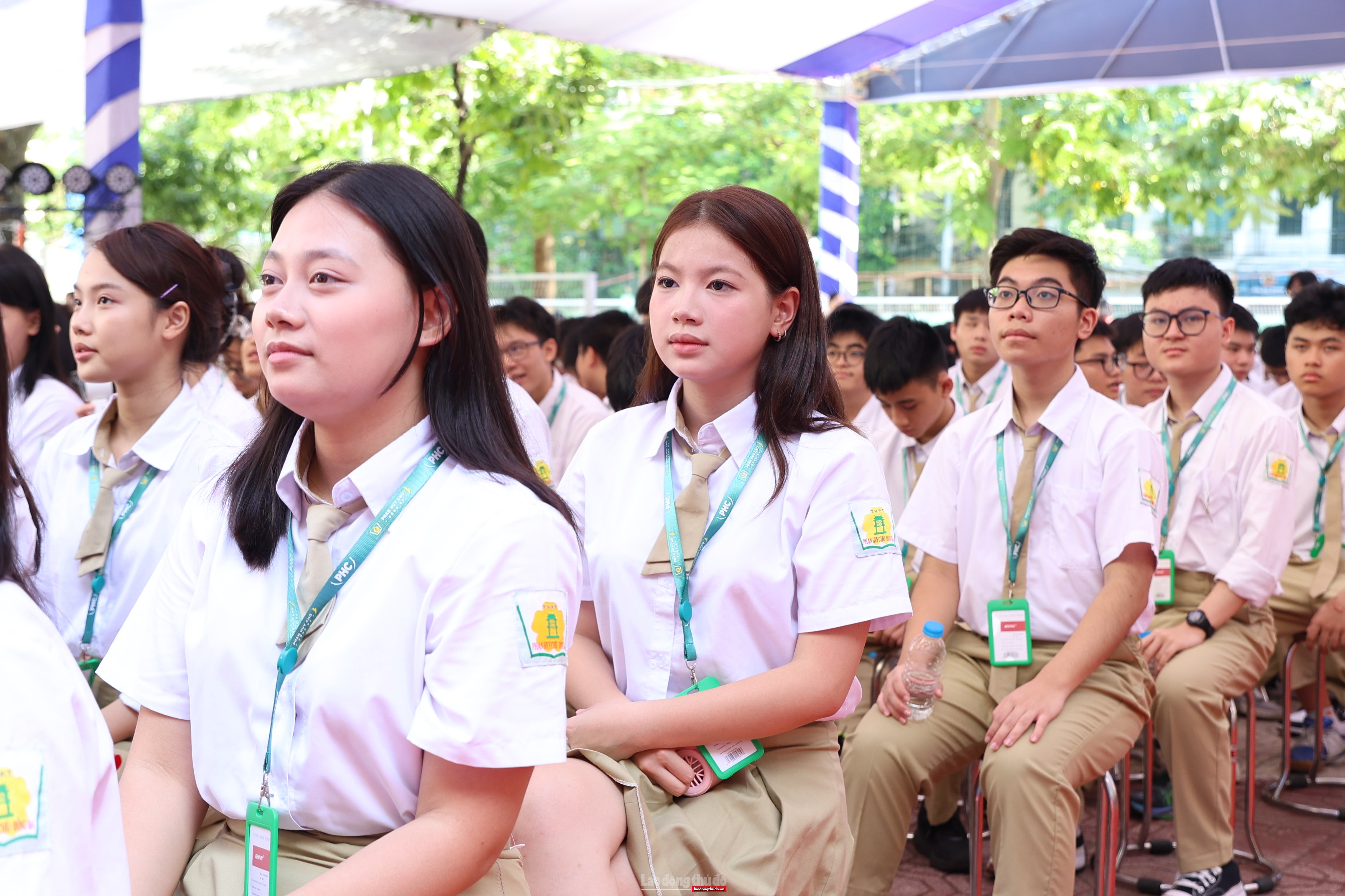 Lãnh đạo thành phố Hà Nội dự Lễ khai giảng tại điểm cầu Trường THPT Phan Huy Chú