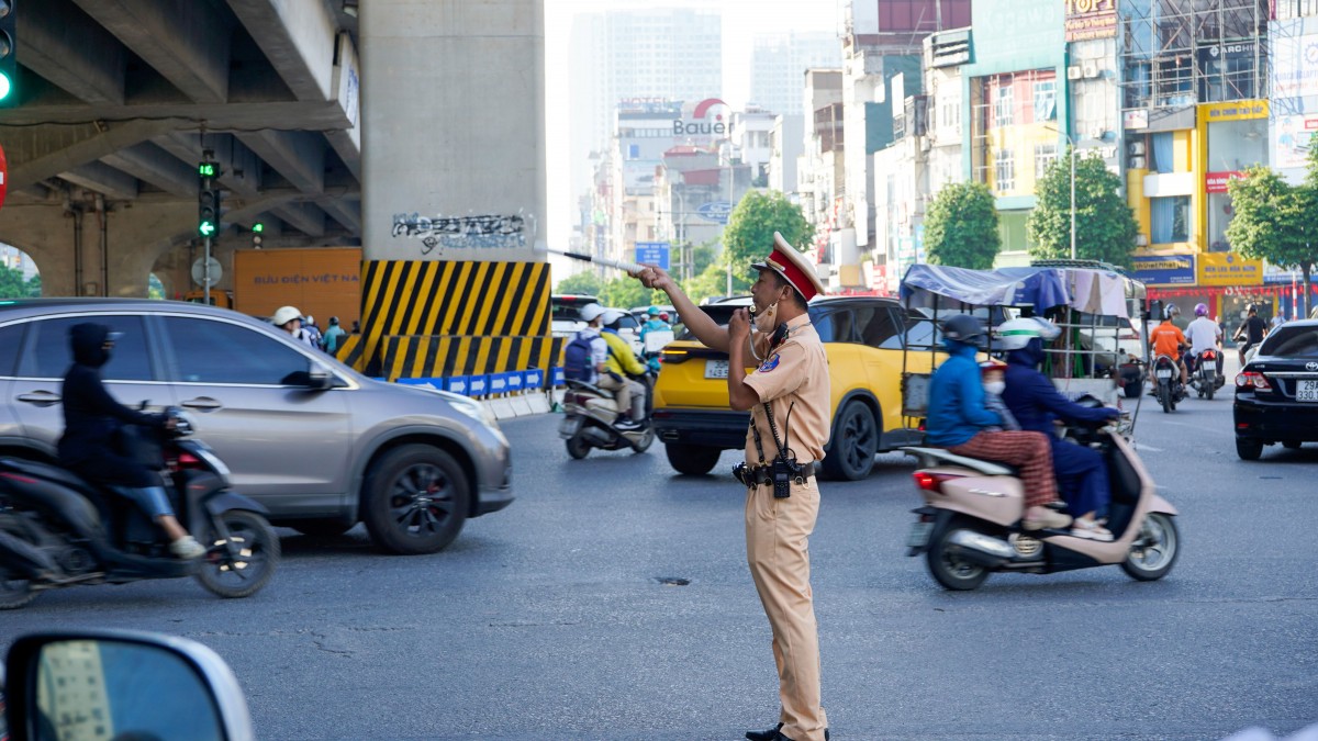 Hà Nội sáng 5/9: Khai giảng an toàn, thông suốt