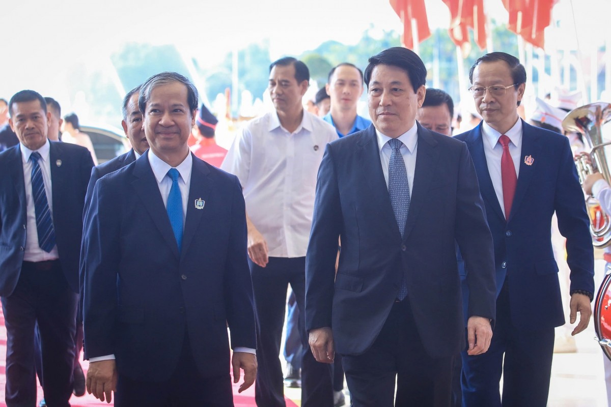 Dẫn dắt phát triển quốc gia bằng giáo dục; lấy chất lượng, công bằng, hội nhập, hiệu quả làm thước đo