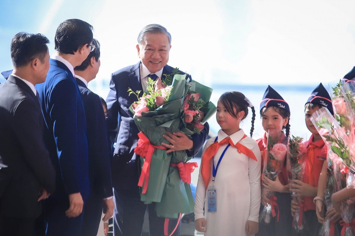 Phát biểu của Tổng Bí thư Tô Lâm tại Lễ kỷ niệm 80 năm truyền thống ngành Giáo dục và Khai giảng năm học mới Phát biểu của Tổng Bí thư Tô Lâm tại Lễ kỷ niệm 80 năm truyền thống ngành Giáo dục và Khai giảng năm học mới