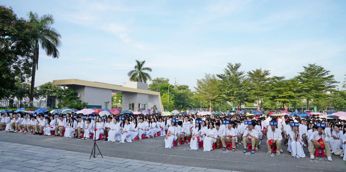 Học sinh Thủ đô rộn ràng đón Lễ khai giảng năm học mới