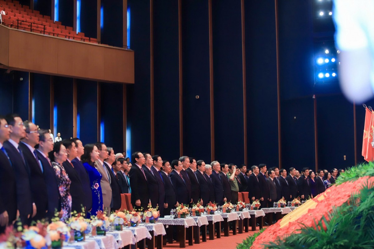 Lễ khai giảng đặc biệt của 1,6 triệu nhà giáo và hơn 26 triệu học sinh, sinh viên cả nước