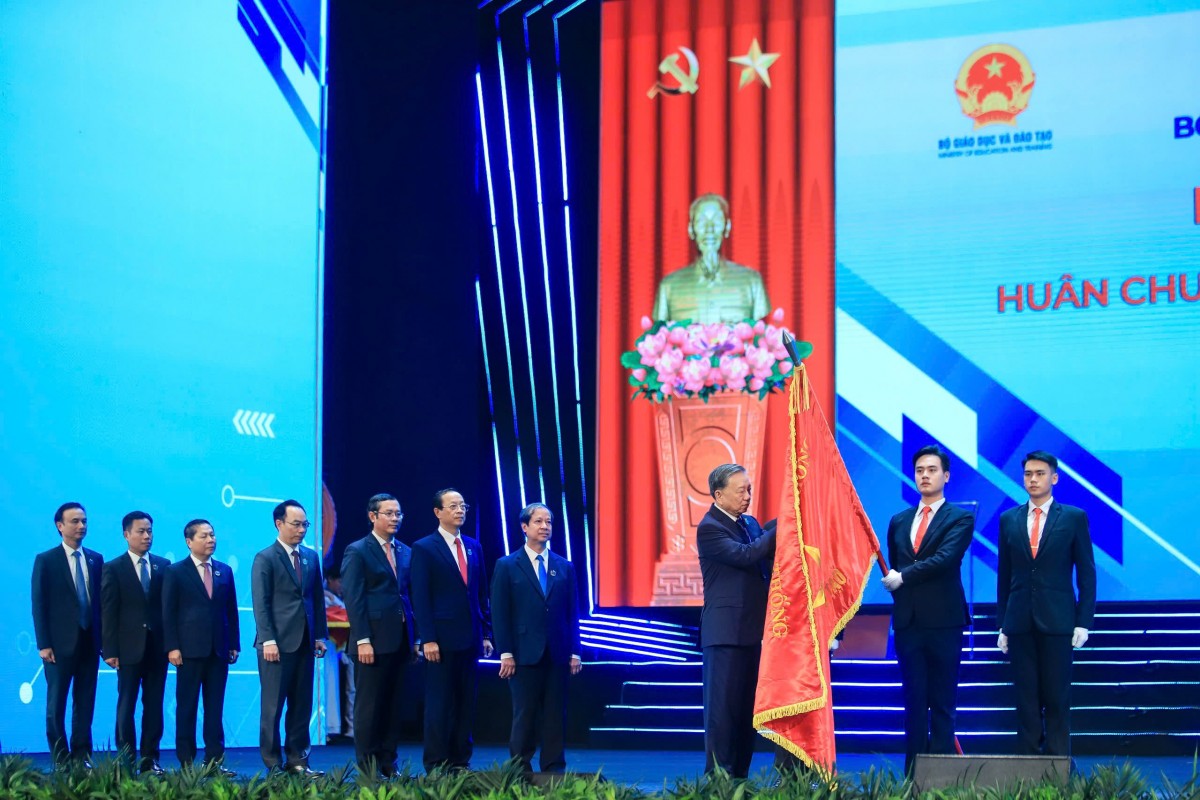 Lễ khai giảng đặc biệt của 1,6 triệu nhà giáo và hơn 26 triệu học sinh, sinh viên cả nước