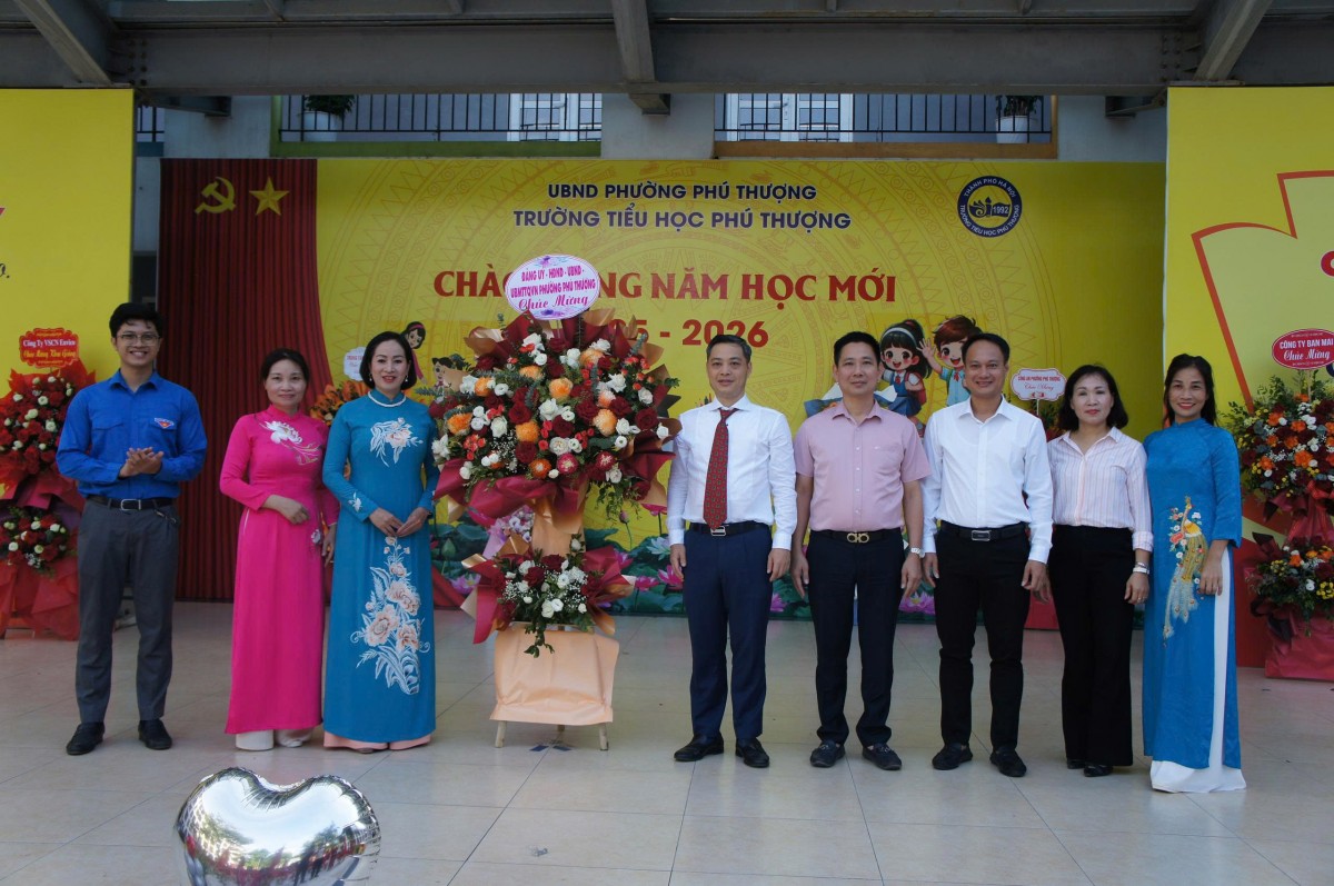 Học sinh Thủ đô háo hức đón Lễ khai giảng năm học mới