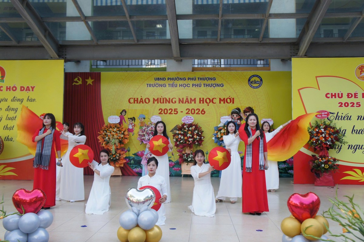 Học sinh Thủ đô háo hức đón Lễ khai giảng năm học mới