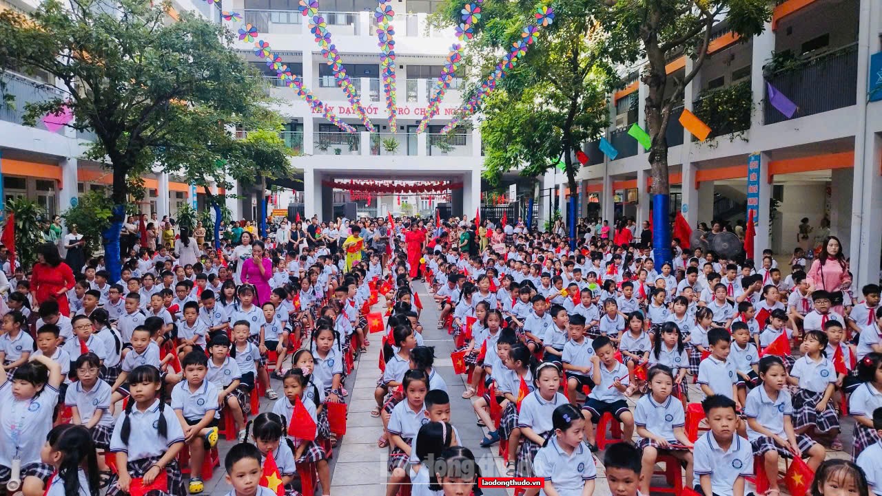 Học sinh Thủ đô háo hức đón Lễ khai giảng năm học mới