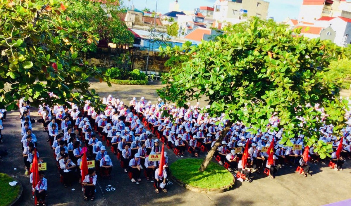 Không khí khai giảng năm học 2025-2026 rộn ràng tại Hà Nội