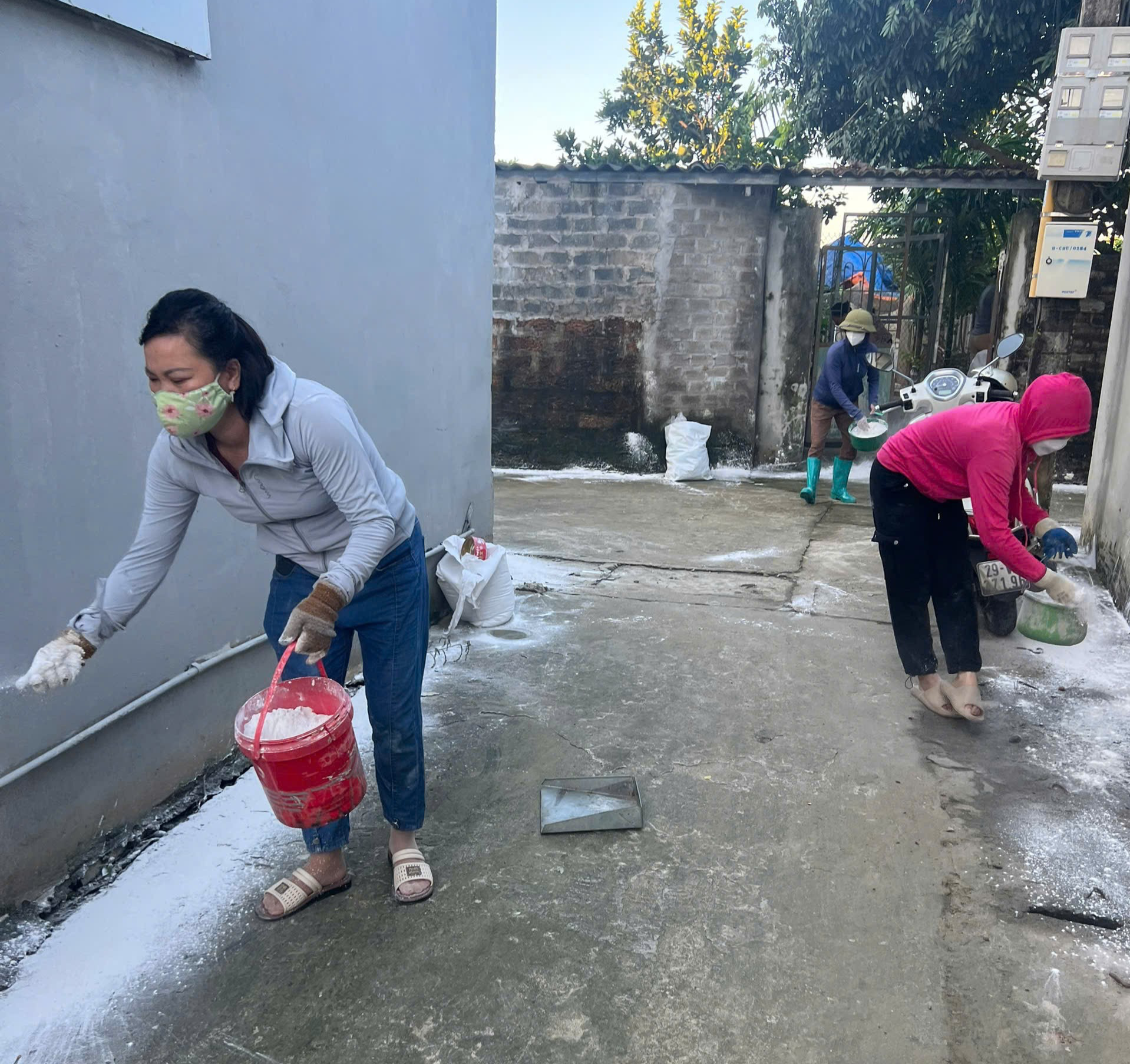 Xã Kiều Phú: Nước rút đến đâu, dọn vệ sinh đến đó sau cơn bão số 5 Xã Kiều Phú: Nước rút đến đâu, dọn vệ sinh đến đó sau cơn bão số 5