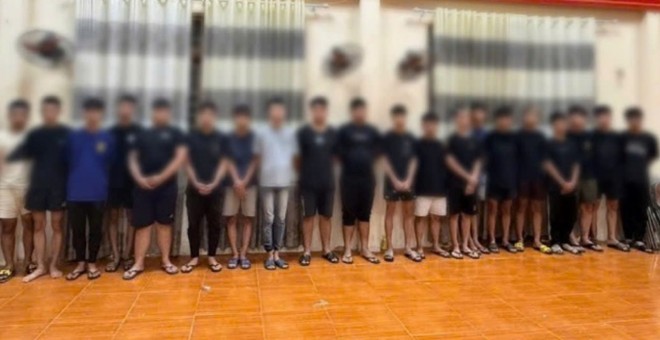 Khởi tố 15 đối tượng mang hung khí gây rối trên địa bàn xã Chương Dương Khởi tố 15 đối tượng mang hung khí gây rối trên địa bàn xã Chương Dương