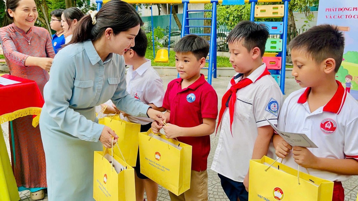 Cầu Giấy: Khánh thành công trình Dân vận khéo “Sân chơi cộng đồng”