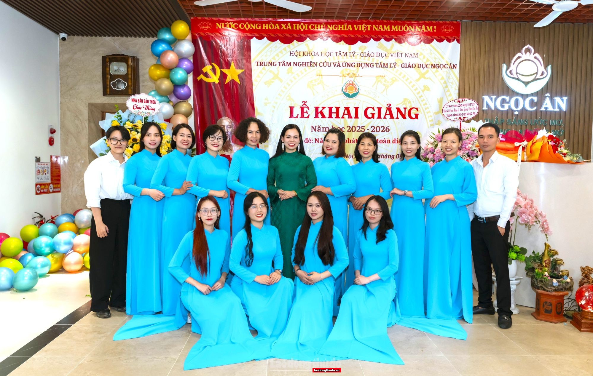 Xúc động lễ khai giảng ở ngôi trường đặc biệt