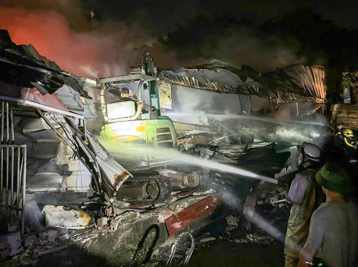 Vụ cháy ở nhà máy diêm Thống Nhất: Xưởng sản xuất trái phép bất chấp lệnh đình chỉ