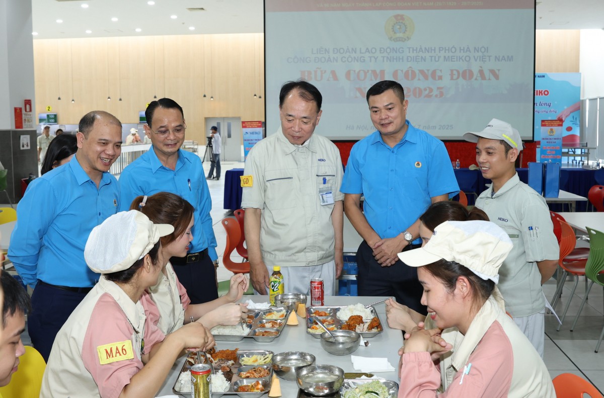Bữa cơm Công đoàn - Sợi dây gắn kết người lao động và lãnh đạo doanh nghiệp
