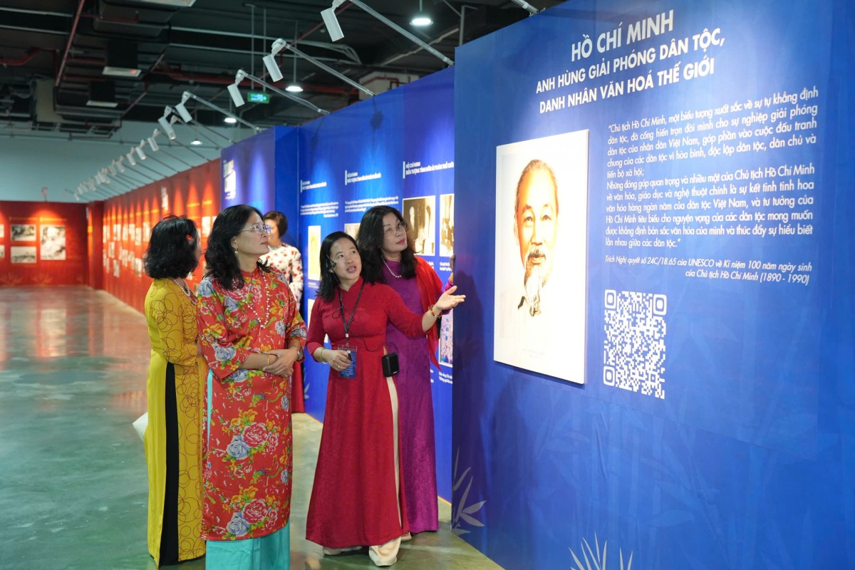 Khơi dậy niềm tự hào, trách nhiệm, khát vọng cống hiến trong mỗi cán bộ Mặt trận Thủ đô