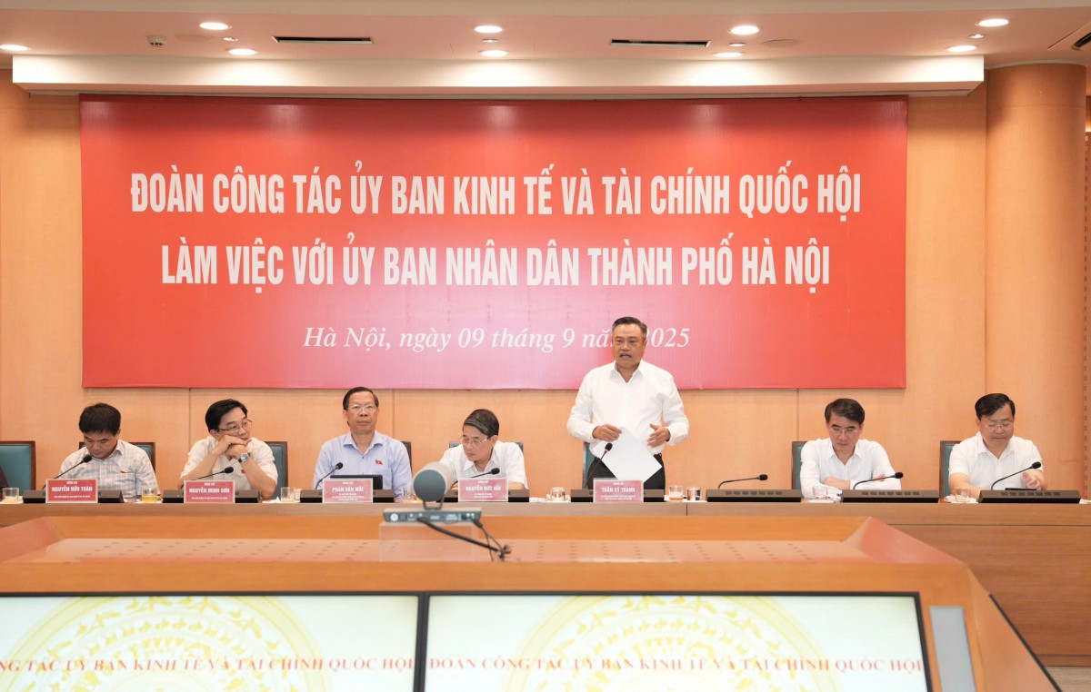 Xây dựng tầm nhìn dài hạn để Hà Nội trở thành động lực phát triển vùng và cả nước