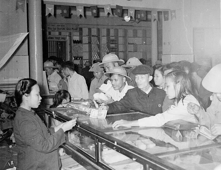 Bài 2: Khẳng định vị thế Thủ đô sau giải phóng