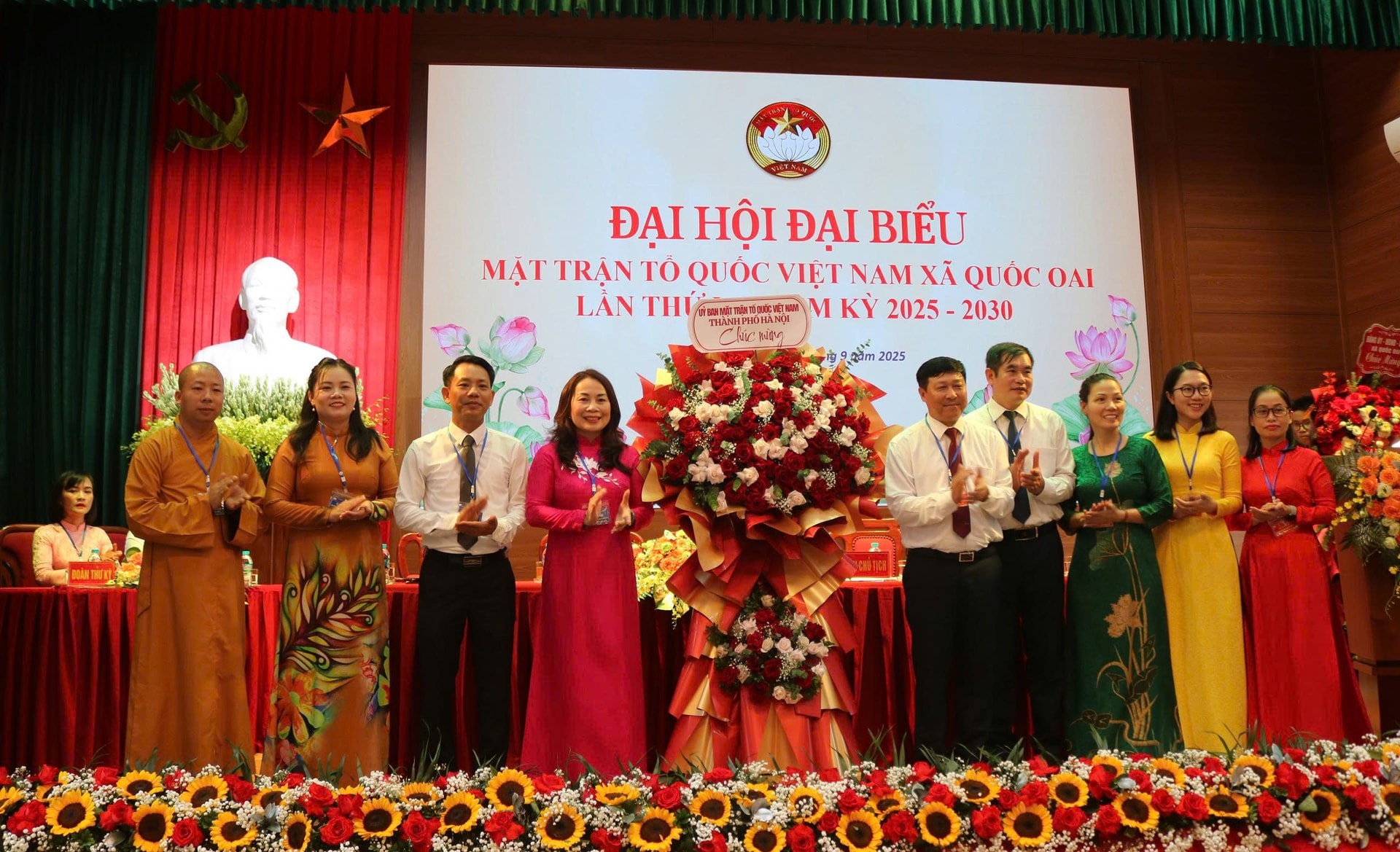 Bà Nguyễn Thị Thanh Loan tiếp tục làm Chủ tịch Ủy ban MTTQ Việt Nam xã Quốc Oai